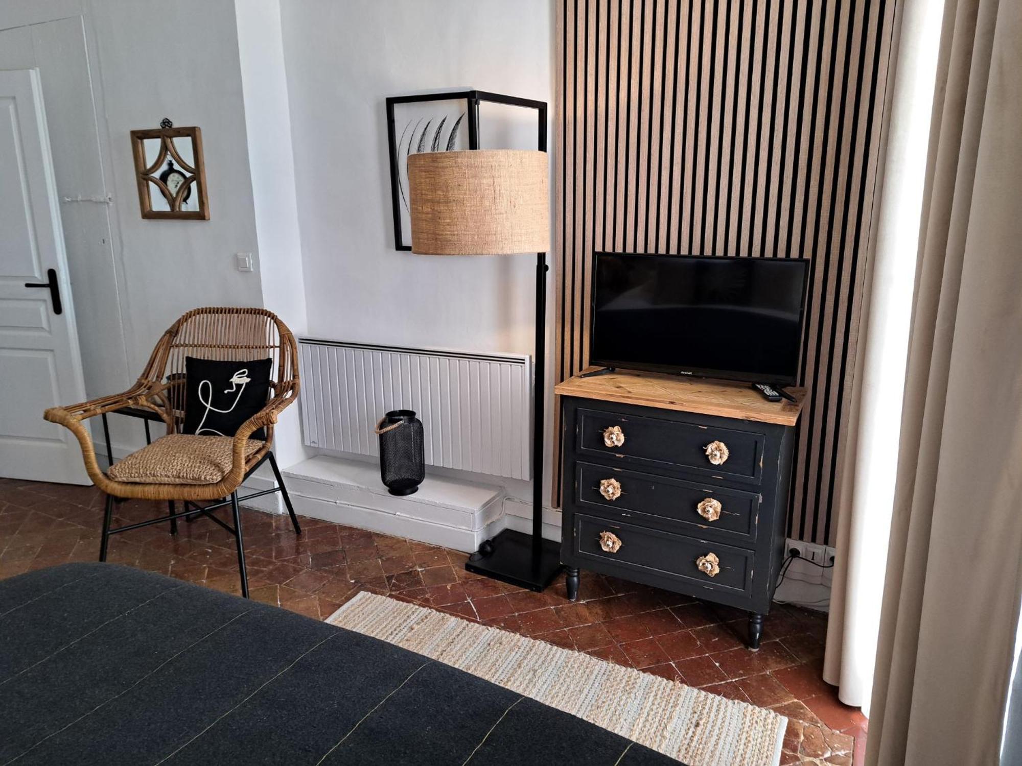 Hotel Le Patio De Sophie Sisteron Δωμάτιο φωτογραφία