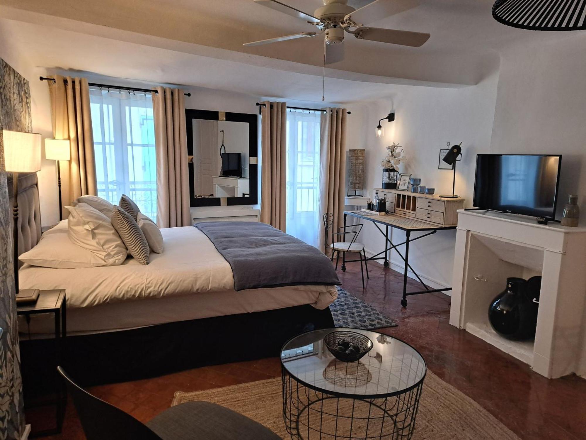 Hotel Le Patio De Sophie Sisteron Δωμάτιο φωτογραφία